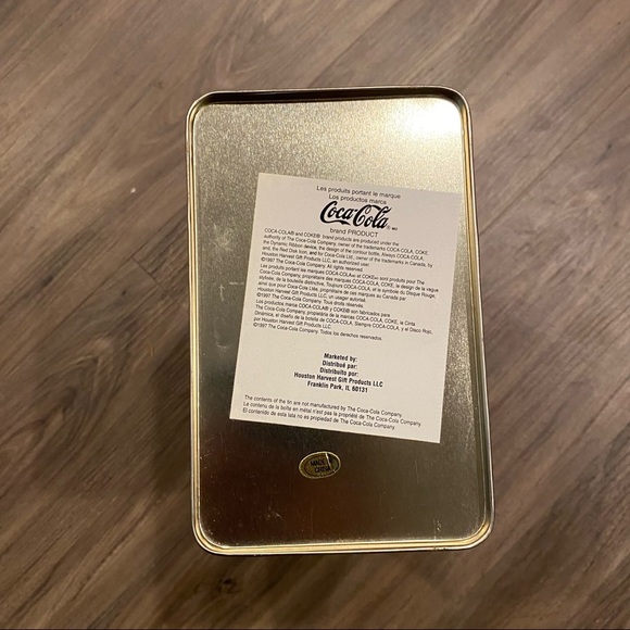 Vintage Coca Cola Mini Tin Storage 3.5in x 2.5in x 5.25in - Picture 4 of 6